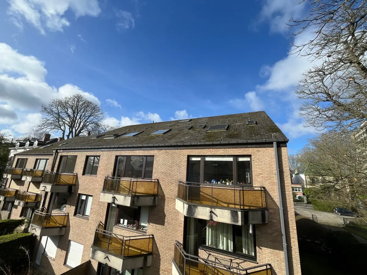 État initial de la toiture d’un immeuble à appartements